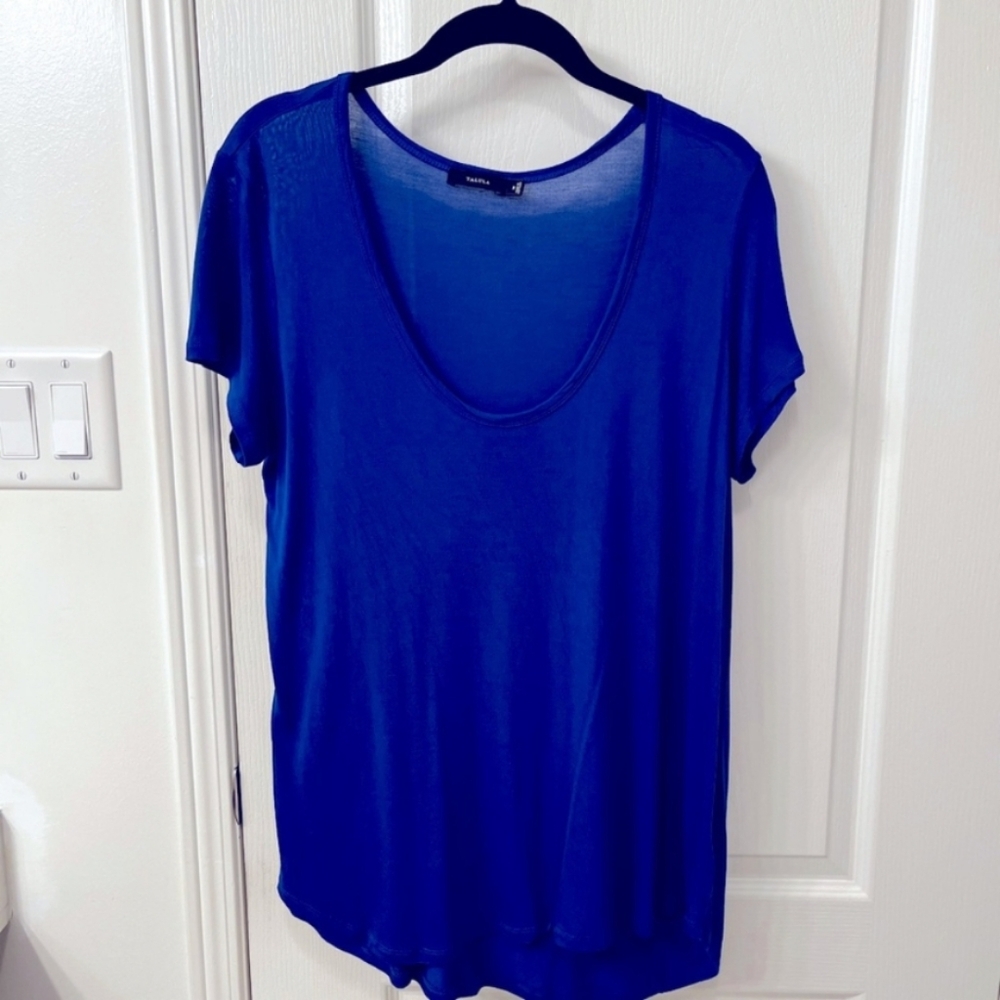 ARITZIA TALULA t-shirt, size M